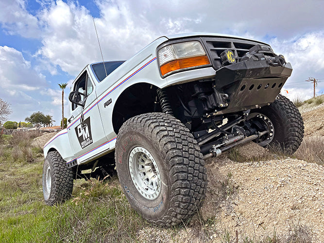 Desolate Motorsports Bronco/F150 4x4 "Super Duty" Straight Axle Conversion Kit